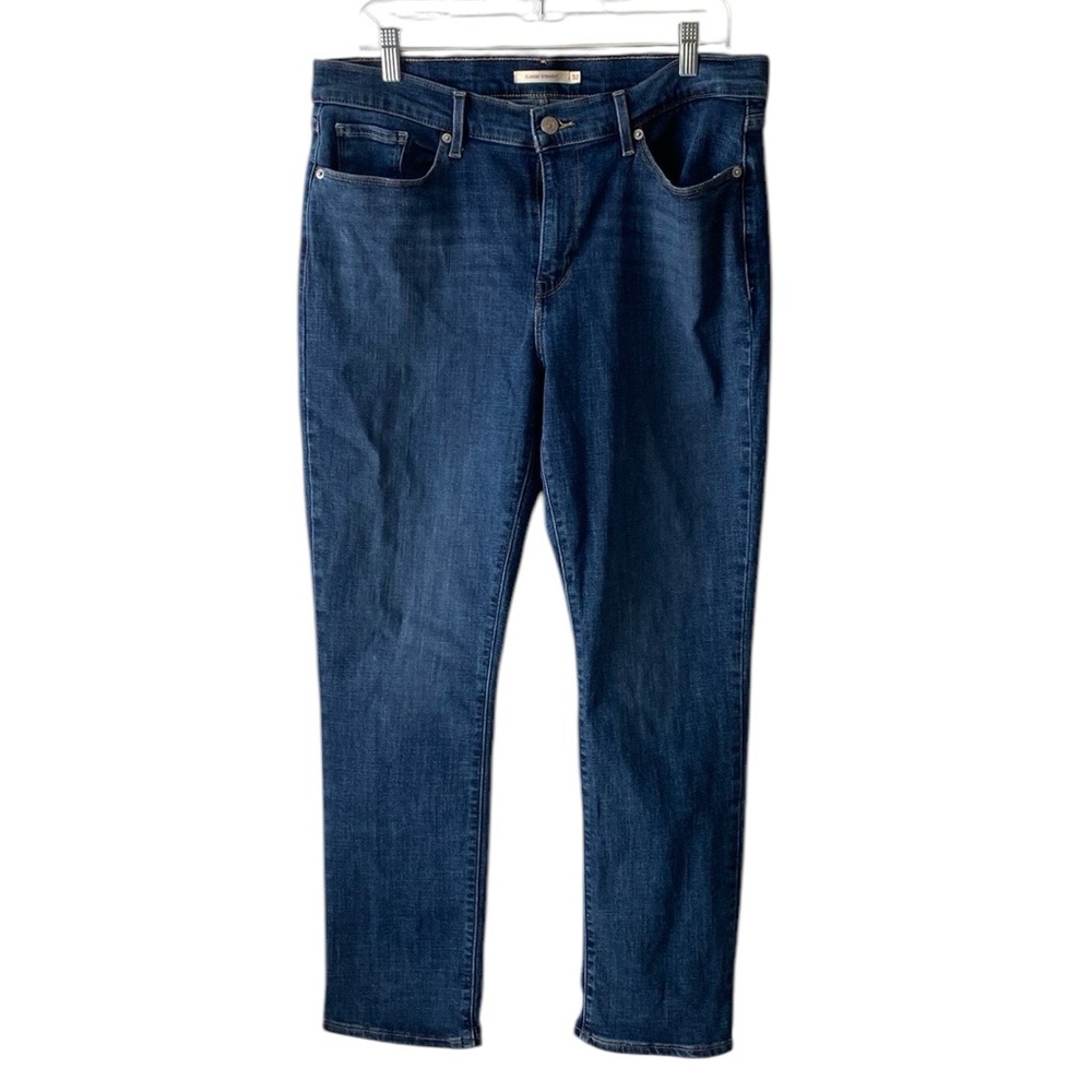 Levi's High Rise Straight Jeans 32